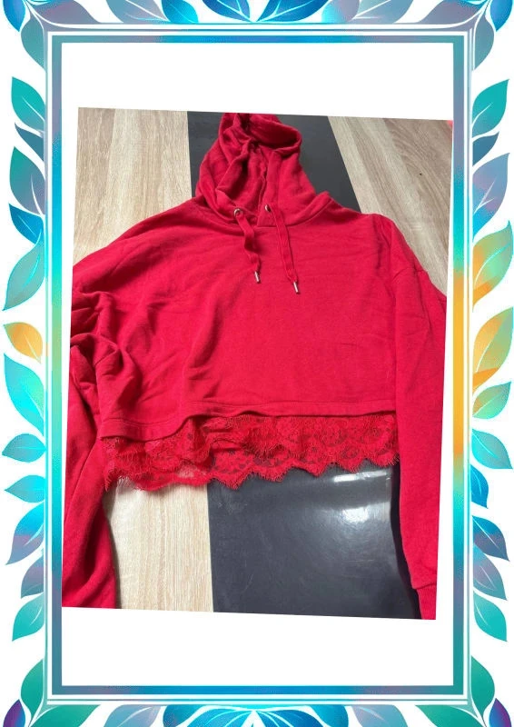 Korte hoodie met capuchon maat M – photo 2